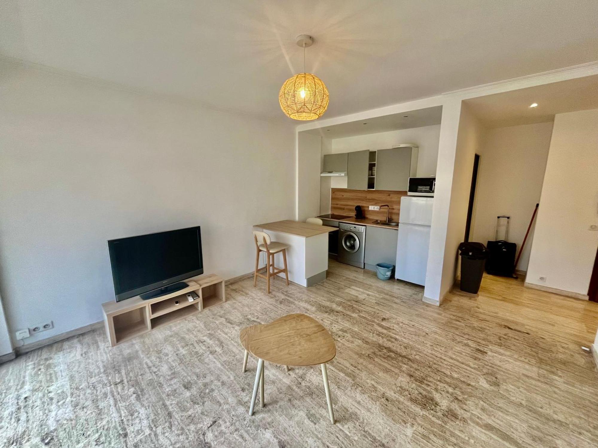 Le Borrigo Pick Up Airport Apartment Menton Luaran gambar